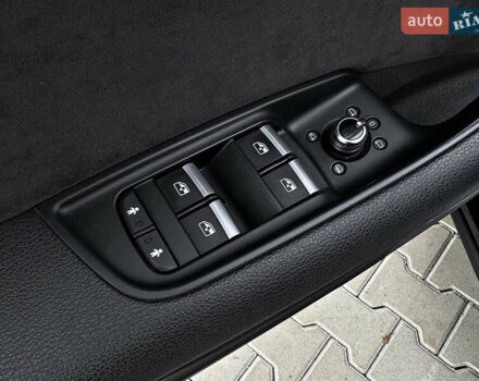 Чорний Ауді SQ7, об'ємом двигуна 3.96 л та пробігом 163 тис. км за 62000 $, фото 48 на Automoto.ua