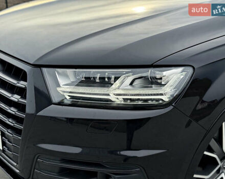 Чорний Ауді SQ7, об'ємом двигуна 3.96 л та пробігом 163 тис. км за 62000 $, фото 80 на Automoto.ua