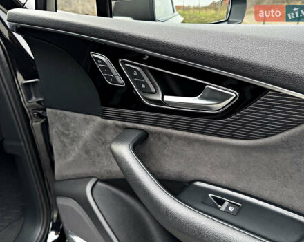 Чорний Ауді SQ7, об'ємом двигуна 3.96 л та пробігом 163 тис. км за 62000 $, фото 24 на Automoto.ua