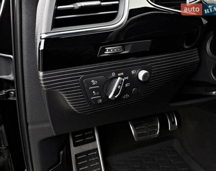 Чорний Ауді SQ7, об'ємом двигуна 3.96 л та пробігом 163 тис. км за 62000 $, фото 83 на Automoto.ua