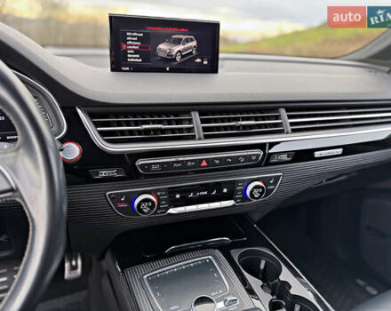 Чорний Ауді SQ7, об'ємом двигуна 3.96 л та пробігом 163 тис. км за 62000 $, фото 36 на Automoto.ua