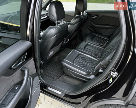 Чорний Ауді SQ7, об'ємом двигуна 3.96 л та пробігом 163 тис. км за 62000 $, фото 62 на Automoto.ua