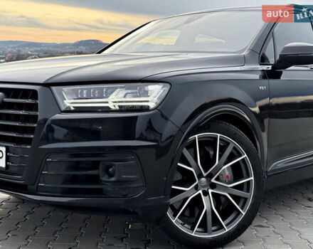 Чорний Ауді SQ7, об'ємом двигуна 3.96 л та пробігом 163 тис. км за 62000 $, фото 81 на Automoto.ua