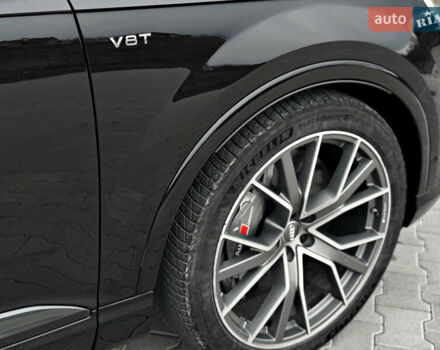 Чорний Ауді SQ7, об'ємом двигуна 3.96 л та пробігом 163 тис. км за 62000 $, фото 86 на Automoto.ua