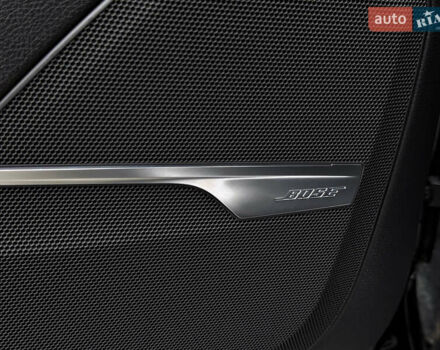 Чорний Ауді SQ7, об'ємом двигуна 3.96 л та пробігом 163 тис. км за 62000 $, фото 40 на Automoto.ua