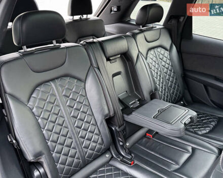 Чорний Ауді SQ7, об'ємом двигуна 3.96 л та пробігом 163 тис. км за 62000 $, фото 8 на Automoto.ua