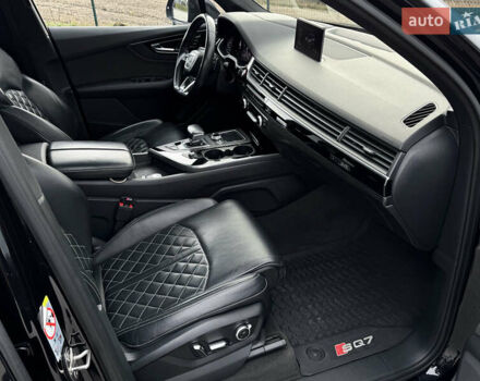 Чорний Ауді SQ7, об'ємом двигуна 3.96 л та пробігом 163 тис. км за 62000 $, фото 32 на Automoto.ua