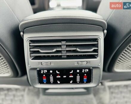 Черный Ауди SQ7, объемом двигателя 3.96 л и пробегом 185 тыс. км за 74950 $, фото 91 на Automoto.ua