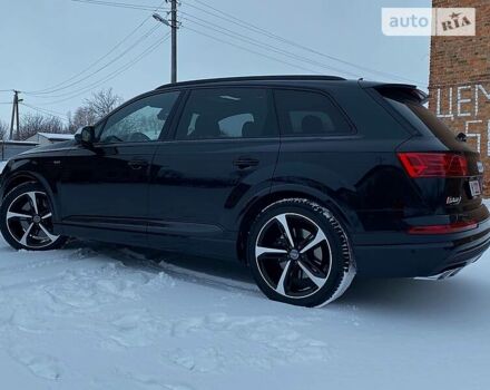 Чорний Ауді SQ7, об'ємом двигуна 4 л та пробігом 94 тис. км за 69999 $, фото 12 на Automoto.ua