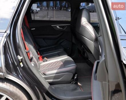 Чорний Ауді SQ7, об'ємом двигуна 4 л та пробігом 105 тис. км за 82999 $, фото 38 на Automoto.ua
