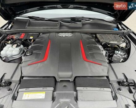 Черный Ауди SQ7, объемом двигателя 3.96 л и пробегом 185 тыс. км за 74950 $, фото 101 на Automoto.ua