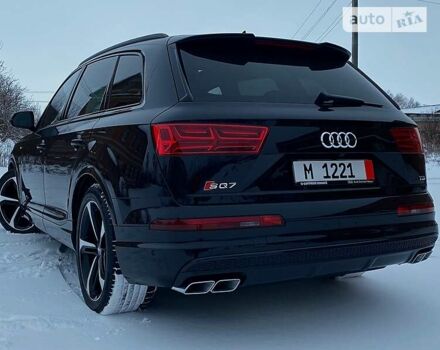 Чорний Ауді SQ7, об'ємом двигуна 4 л та пробігом 94 тис. км за 69999 $, фото 10 на Automoto.ua