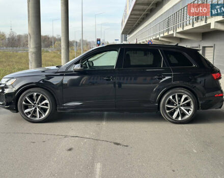 Черный Ауди SQ7, объемом двигателя 4 л и пробегом 105 тыс. км за 66600 $, фото 6 на Automoto.ua