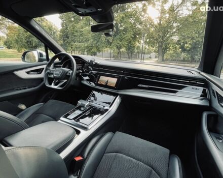 Чорний Ауді SQ7, об'ємом двигуна 4 л та пробігом 128 тис. км за 72000 $, фото 7 на Automoto.ua