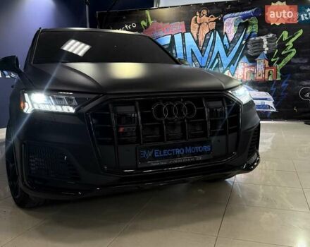 Чорний Ауді SQ7, об'ємом двигуна 4 л та пробігом 42 тис. км за 63999 $, фото 26 на Automoto.ua
