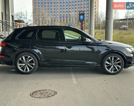 Черный Ауди SQ7, объемом двигателя 4 л и пробегом 105 тыс. км за 66600 $, фото 7 на Automoto.ua