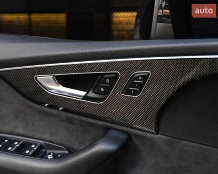 Черный Ауди SQ7, объемом двигателя 4 л и пробегом 123 тыс. км за 59900 $, фото 47 на Automoto.ua