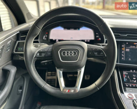 Черный Ауди SQ7, объемом двигателя 4 л и пробегом 105 тыс. км за 66600 $, фото 11 на Automoto.ua