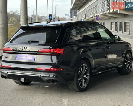Черный Ауди SQ7, объемом двигателя 4 л и пробегом 105 тыс. км за 66600 $, фото 3 на Automoto.ua