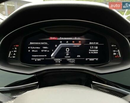 Чорний Ауді SQ7, об'ємом двигуна 3.96 л та пробігом 125 тис. км за 83500 $, фото 22 на Automoto.ua