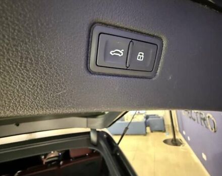 Чорний Ауді SQ7, об'ємом двигуна 4 л та пробігом 42 тис. км за 63999 $, фото 80 на Automoto.ua