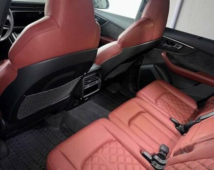 Чорний Ауді SQ7, об'ємом двигуна 4 л та пробігом 82 тис. км за 64999 $, фото 12 на Automoto.ua