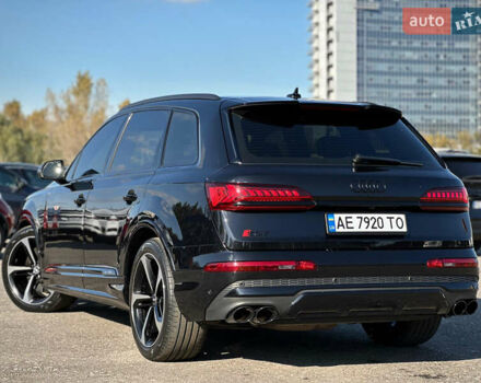 Черный Ауди SQ7, объемом двигателя 4 л и пробегом 83 тыс. км за 73800 $, фото 26 на Automoto.ua