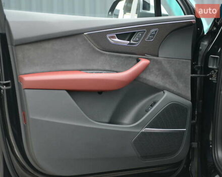 Черный Ауди SQ7, объемом двигателя 3.96 л и пробегом 140 тыс. км за 80500 $, фото 30 на Automoto.ua