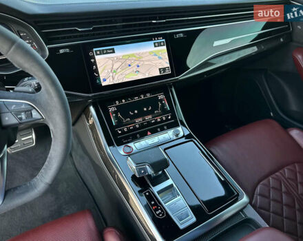 Черный Ауди SQ7, объемом двигателя 4 л и пробегом 83 тыс. км за 73800 $, фото 75 на Automoto.ua