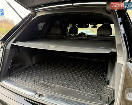 Черный Ауди SQ7, объемом двигателя 4 л и пробегом 61 тыс. км за 73500 $, фото 15 на Automoto.ua