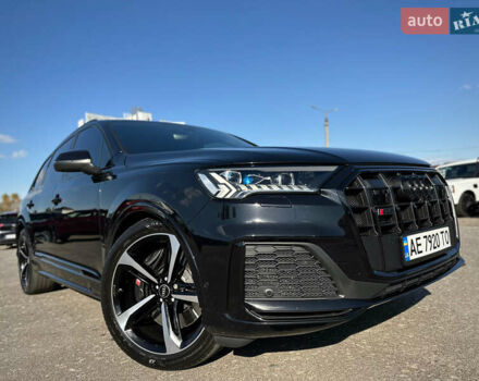 Черный Ауди SQ7, объемом двигателя 4 л и пробегом 83 тыс. км за 73800 $, фото 15 на Automoto.ua