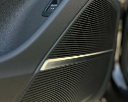 Чорний Ауді SQ7, об'ємом двигуна 4 л та пробігом 16 тис. км за 76099 $, фото 35 на Automoto.ua