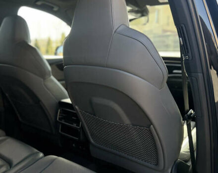 Чорний Ауді SQ7, об'ємом двигуна 4 л та пробігом 16 тис. км за 76099 $, фото 28 на Automoto.ua