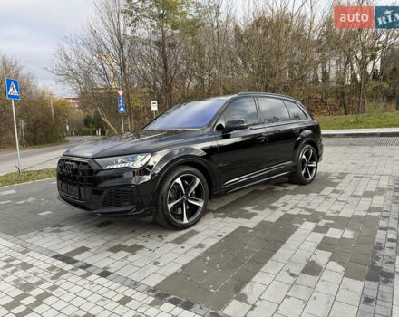 Черный Ауди SQ7, объемом двигателя 4 л и пробегом 61 тыс. км за 73500 $, фото 1 на Automoto.ua