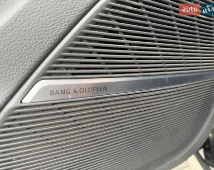 Черный Ауди SQ7, объемом двигателя 4 л и пробегом 61 тыс. км за 73500 $, фото 22 на Automoto.ua