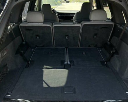 Чорний Ауді SQ7, об'ємом двигуна 4 л та пробігом 16 тис. км за 76099 $, фото 47 на Automoto.ua