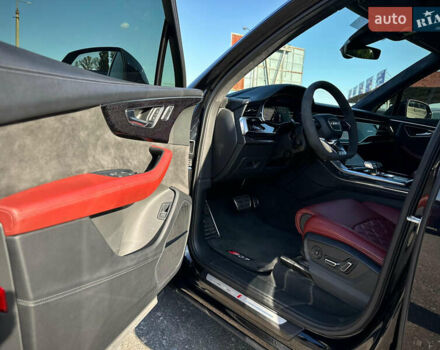 Черный Ауди SQ7, объемом двигателя 4 л и пробегом 83 тыс. км за 73800 $, фото 39 на Automoto.ua
