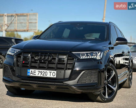 Черный Ауди SQ7, объемом двигателя 4 л и пробегом 83 тыс. км за 73800 $, фото 7 на Automoto.ua
