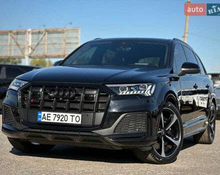 Черный Ауди SQ7, объемом двигателя 4 л и пробегом 83 тыс. км за 73800 $, фото 9 на Automoto.ua
