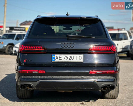 Черный Ауди SQ7, объемом двигателя 4 л и пробегом 83 тыс. км за 73800 $, фото 28 на Automoto.ua