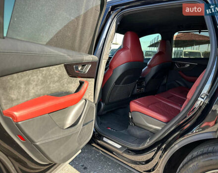 Черный Ауди SQ7, объемом двигателя 4 л и пробегом 83 тыс. км за 73800 $, фото 53 на Automoto.ua