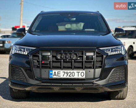 Черный Ауди SQ7, объемом двигателя 4 л и пробегом 83 тыс. км за 73800 $, фото 2 на Automoto.ua