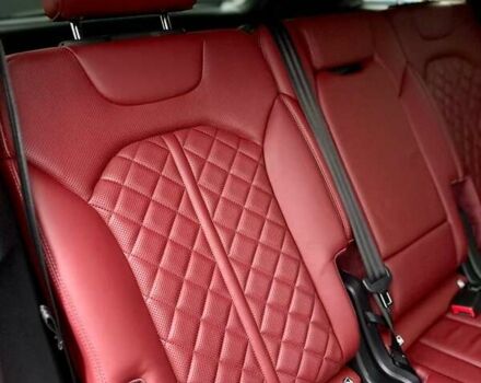 Чорний Ауді SQ7, об'ємом двигуна 4 л та пробігом 70 тис. км за 81000 $, фото 57 на Automoto.ua