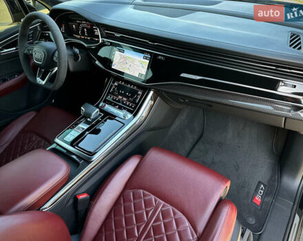 Черный Ауди SQ7, объемом двигателя 4 л и пробегом 83 тыс. км за 73800 $, фото 62 на Automoto.ua