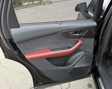 Черный Ауди SQ7, объемом двигателя 4 л и пробегом 65 тыс. км за 89999 $, фото 18 на Automoto.ua