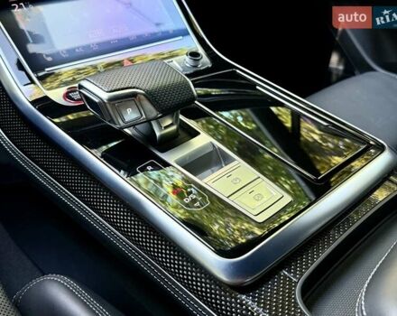 Ауди SQ7 2023 в Киеве на Automoto.ua Черный Ауди SQ7, объемом двигателя 4 л и пробегом 70 тыс. км за 85950 $, фото 95 на Automoto.ua