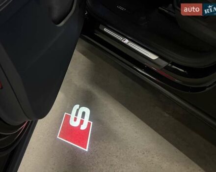 Ауди SQ7 2023 в Киеве на Automoto.ua Черный Ауди SQ7, объемом двигателя 4 л и пробегом 70 тыс. км за 85950 $, фото 121 на Automoto.ua