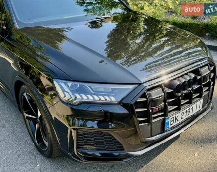 Ауди SQ7 2023 в Киеве на Automoto.ua Черный Ауди SQ7, объемом двигателя 4 л и пробегом 70 тыс. км за 85950 $, фото 33 на Automoto.ua