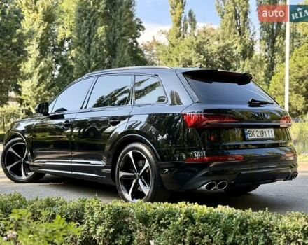 Ауди SQ7 2023 в Киеве на Automoto.ua Черный Ауди SQ7, объемом двигателя 4 л и пробегом 70 тыс. км за 85950 $, фото 18 на Automoto.ua
