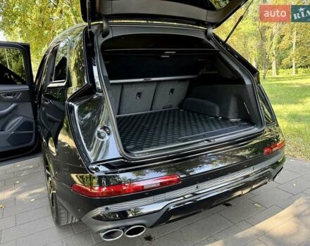 Ауди SQ7 2023 в Киеве на Automoto.ua Черный Ауди SQ7, объемом двигателя 4 л и пробегом 70 тыс. км за 85950 $, фото 68 на Automoto.ua